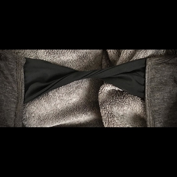 Bally Total Fitness Exercise Workout Shirt with open back - Picture 5 of 5